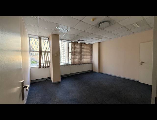 154M² OFFICE TO LET IN DURBAN CENTRAL